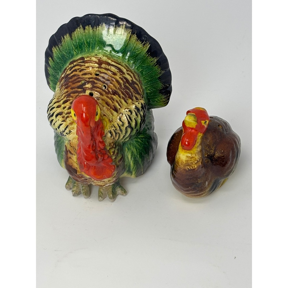 Lot of 2 Vintage Style Ceramic Turkey & Hen Salt & Pepper Shakers Seasonal Decor